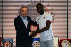 曾效力超10队，官方：30岁前米兰前锋尼昂加盟土超根克勒比利吉