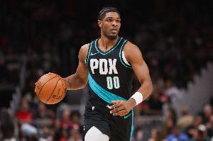 28分6助攻0失误！斯普利特：亨德森打得很自信 他找回了状态